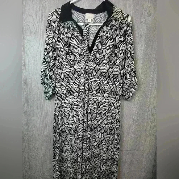 Misia black and white belted dress with colar. Size Large. Spandex/Poly blend - Picture 1 of 6